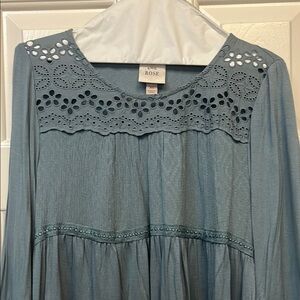 Knox Rose Blue Eyelet Detail Tiered Top XS NWOT